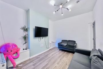 Claypole Road